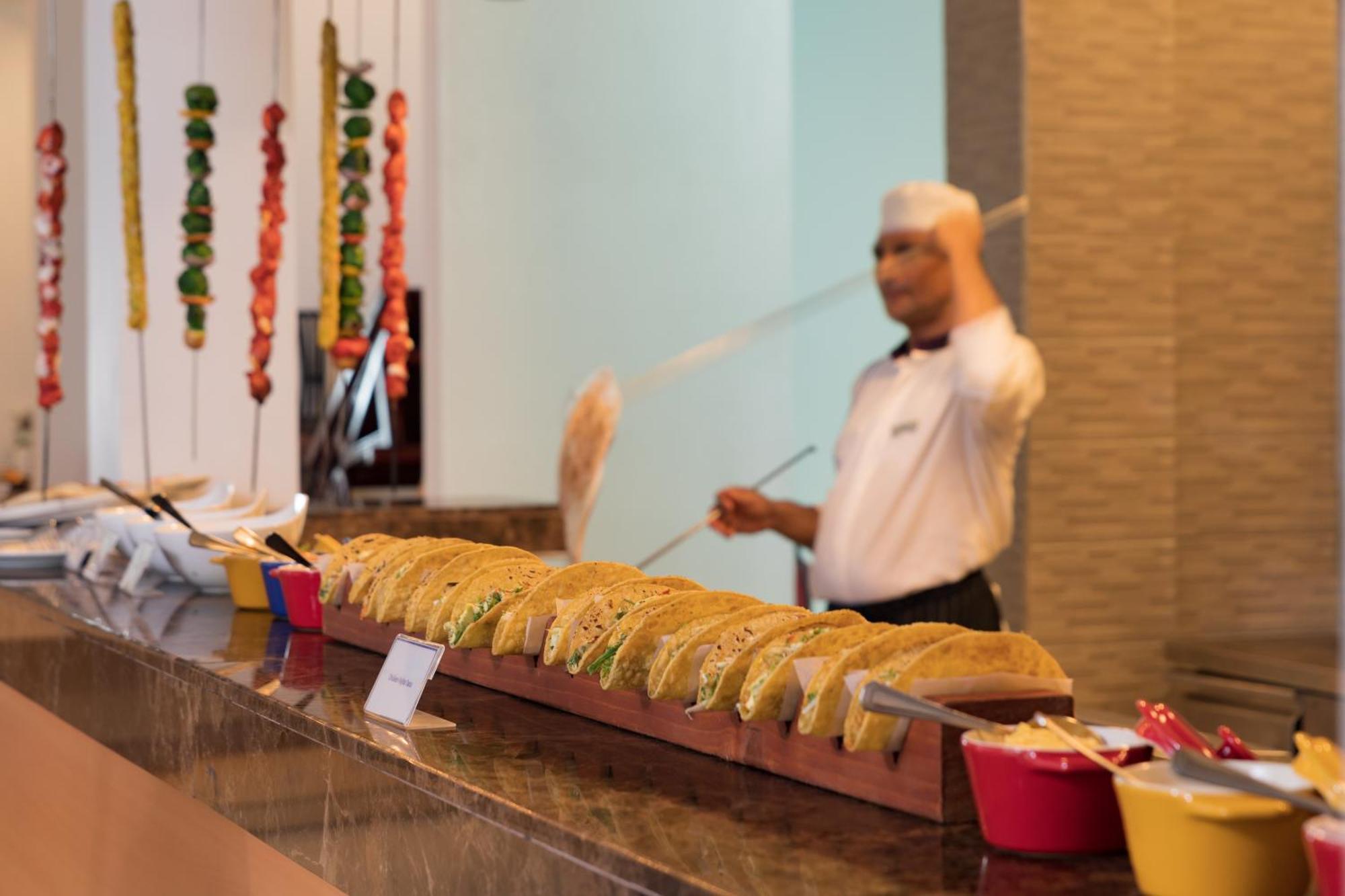 马尔代夫西纳蒙多维利酒店 馬累 外观 照片